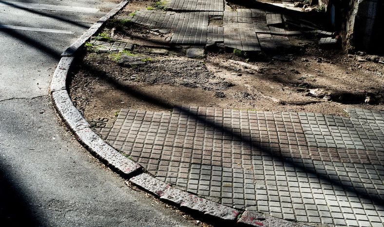 imagen de Municipios lidian con veredas rotas, poda de árboles y hasta asentamientos y reclamos por la inseguridad; piden más recursos