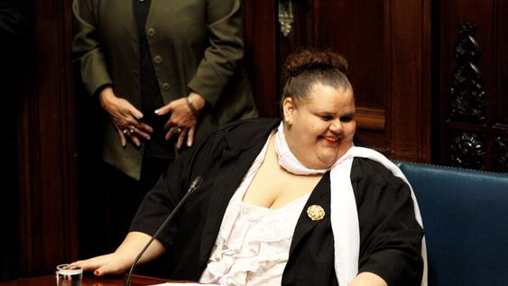 imagen de Michelle Suárez, la primera legisladora trans que no sabía si llegaría viva a los 16 años y hoy sigue peleando contra la discriminación imagen de Michelle Suárez, la primera legisladora trans que no sabía si llegaría viva a los 16 años y hoy sigue peleando contra la discriminación