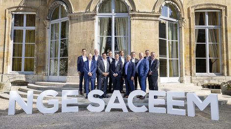 Ejecutivos de NGE y Saceem, reunidos hoy en el Maison de I´Amérique Latine de París.