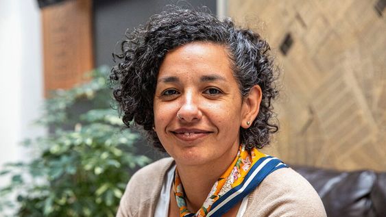 Patricia González durante la entrevista con Búsqueda. Foto: Mauricio Zina / adhocFOTOS Patricia González durante la entrevista con Búsqueda. Foto: Mauricio Zina / adhocFOTOS