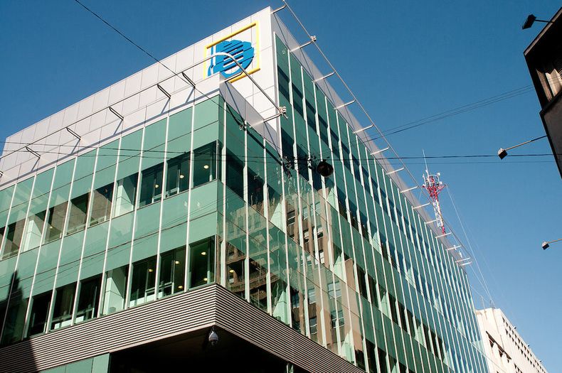 imagen de Caída en el empleo y sucursales bancarias se explica por privados