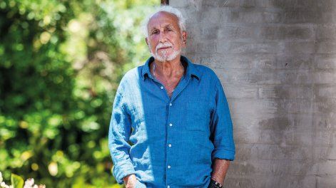 Heber Vera, histórico peluquero del Prado: “Cortar el pelo tiene algo de magia, técnica y circo”