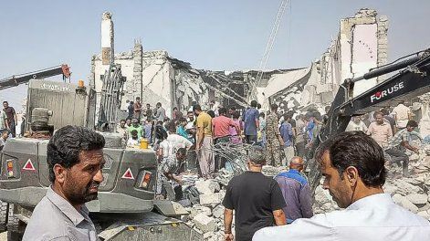 El lugar de un ataque contra una escuela primaria en Minab, en la provincia sureña iraní de Hormozgan.