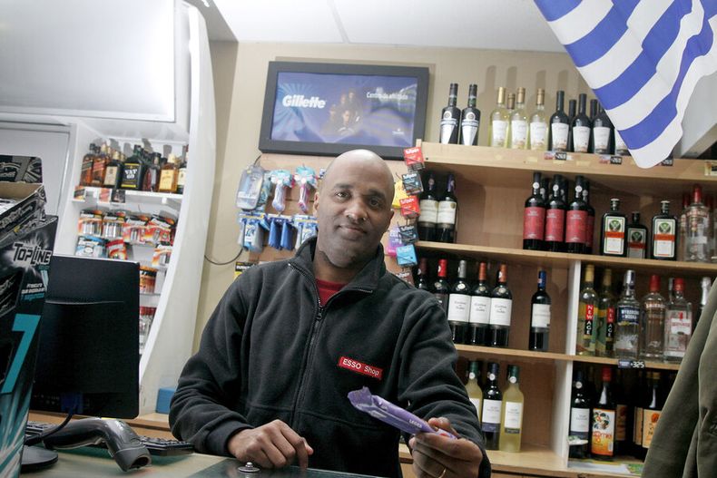 Colombianos, venezolanos y dominicanos, algunos de los extranjeros que sufrieron situaciones de discriminación en Uruguay. Foto: Nicolás Der Agopián / Búsqueda