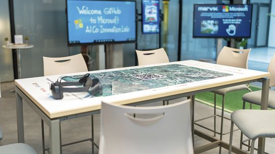 Así es el laboratorio de IA de Microsoft, ubicado en el Latu Así es el laboratorio de IA de Microsoft, ubicado en el Latu