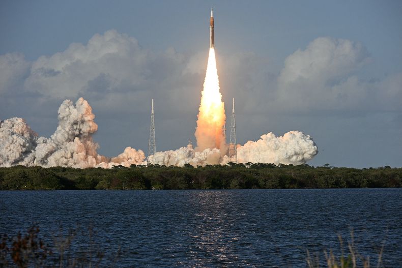 Despega la misión Artemis II de la NASA rumbo a la Luna, este miércoles 1 de abril.