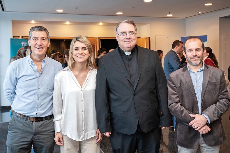 Del Liceo Jubilar: subdirector de Gestión Álvaro Cristiani, coordinadora de Recaudación y Comunicación Sofía Presno, director general Valentín Goldie y director académico Pablo Ferrari