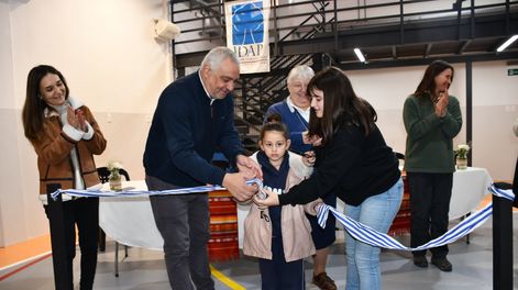 Inauguración de refacciones en el Instituto Dr. Andrés Pastorino del barrio Colón, bajo un convenio social