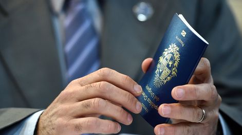 El gobierno modificó la información que contiene el pasaporte uruguayo