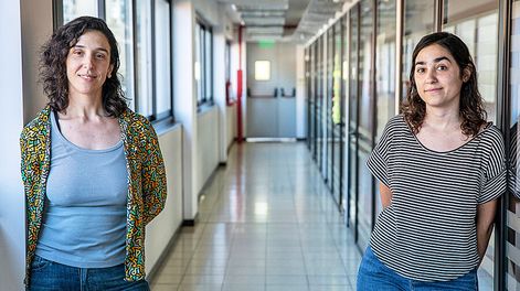 Búsqueda | Noemí Katzkowicz y Martina Querejeta, investigadoras de la Facultad de Ciencias Económicas y de la Administración de la Udelar. Foto: Mauricio Zina, adhocFOTOS
