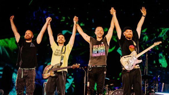 Coldplay en el Centenario, 2027.