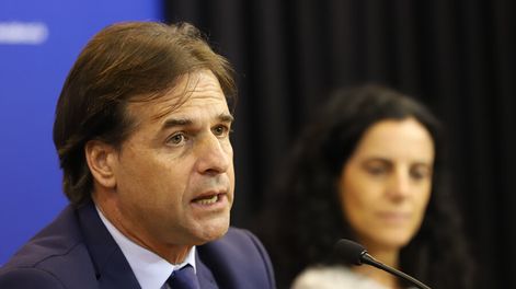 Luis Lacalle Pou y Azucena Arbeleche. Foto: Nicolás Der Agopián / Búsqueda