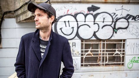 Búsqueda | Mariano Gallardo Pahlen durante la entrevista con Búsqueda. Foto: Mauricio Zina / adhocFOTOS