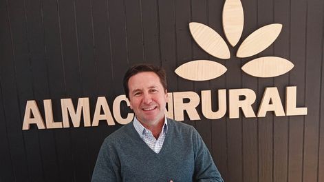 El empresario Diego Mora dirige un tambo en Florida, Almacén Rural y Matra