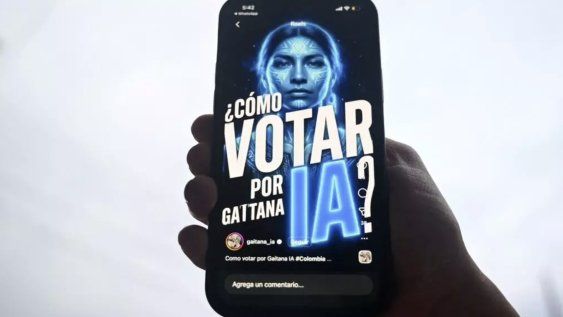 La inteligencia artificial Gaitana, representada en las redes sociales como una mujer de piel azul, se presentará como candidata a las elecciones legislativas de Colombia. La inteligencia artificial Gaitana, representada en las redes sociales como una mujer de piel azul, se presentará como candidata a las elecciones legislativas de Colombia.