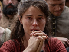 La actriz contó a la revista Elle que durante el rodaje tuvo algunas visiones nocturnas que necesitó interpretar y canalizar. La actriz contó a la revista Elle que durante el rodaje tuvo algunas visiones nocturnas que necesitó interpretar y canalizar.