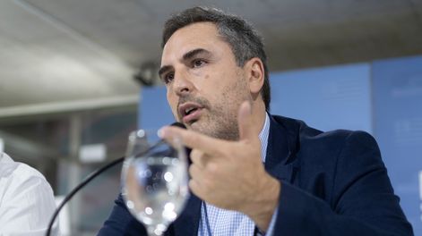 Pablo Ferreri, durante una charla en la Huella de Seregni