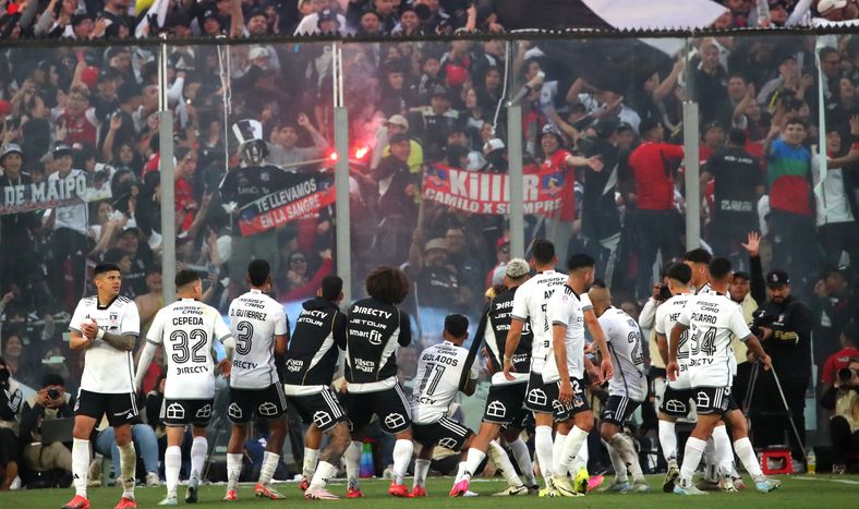 El Ministerio del Interior mira a Chile, que tiene a la hinchada de Colo-Colo como una de las más problemáticas  