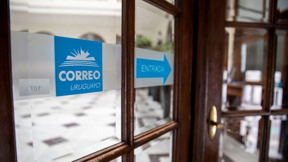 Sede del Correo Uruguayo, en la Ciudad Vieja. Sede del Correo Uruguayo, en la Ciudad Vieja.
