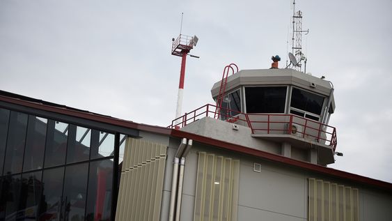 El conflicto entre el Ministerio de Defensa y los controladores aéreos se remonta a 2022. 