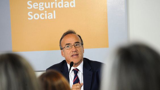 imagen de Incorporar la productividad a la negociación salarial requiere información del sistema estadístico, que hoy es “insuficiente” imagen de Incorporar la productividad a la negociación salarial requiere información del sistema estadístico, que hoy es “insuficiente”