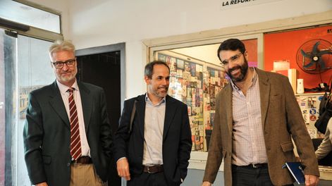 La delegación que visitó al Secretariado Ejecutivo del PIT-CNT