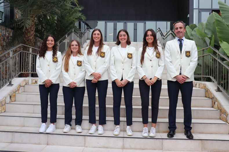 Equipo femenino de la Asociación Uruguaya de Golf en el Campeonato Sudamericano