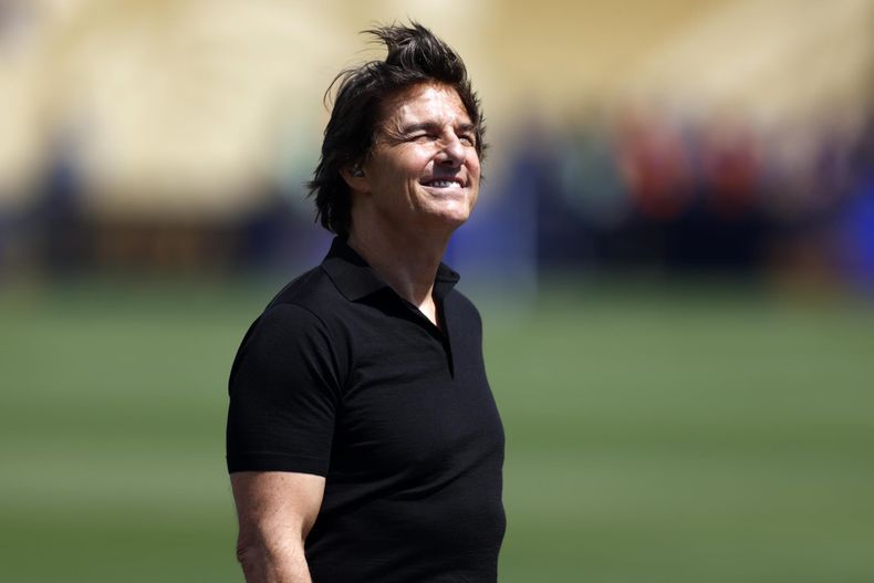 El actor estadounidense Tom Cruise se dirige al público antes de la final de la Copa Mundial de la FIFA 2026.