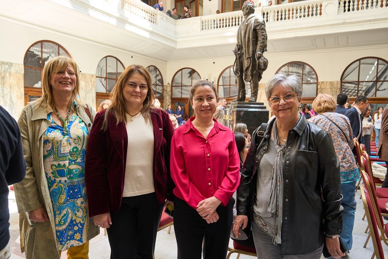 Carol Dolinkas, Alejandra Caino, Ana González y Marisol Fuentes.&nbsp;