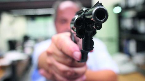 imagen de En un país con más de 600.000 armas registradas, casi la mitad de los candidatos presidenciales tiene una