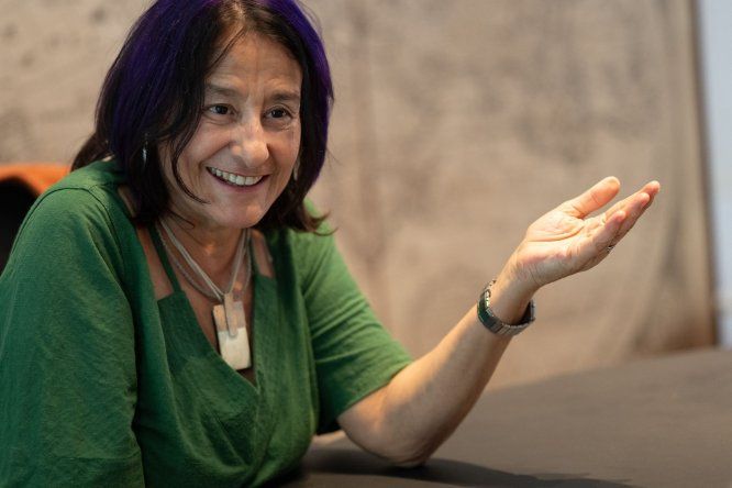 La escritora Cecilia Ríos publicó ‘Caballo regalado’, su último libro ...