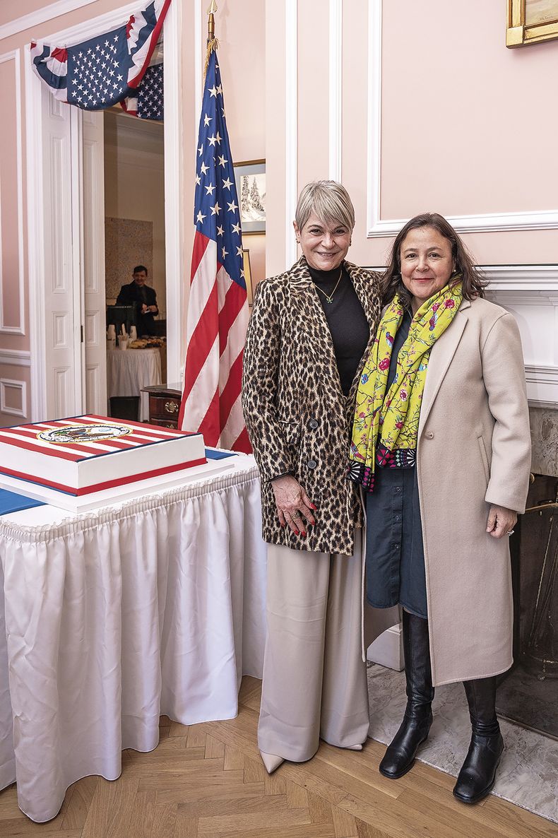 Embajadora de Costa Rica Irinia Elizondo y embajadora de Canadá Carmen Sorger&nbsp;