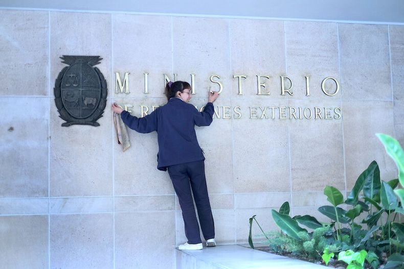 Fachada del Ministerio de Relaciones Exteriores. Foto: Pablo Vignali / adhocFOTOS