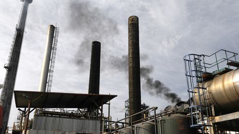Refinería de La Teja de Ancap. Foto: Ricardo Antúnez, adhocFOTOS
