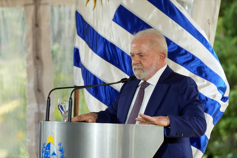 Inácio Lula da Silva, durante su visita oficial a Uruguay en la residencia presidencial de Suárez y Reyes, Montevideo. Foto: Nicolás Celaya, adhocFOTOS