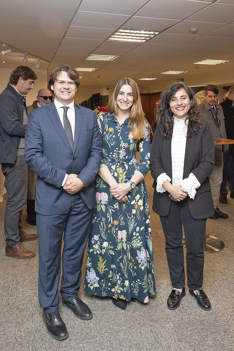 Director del Museo de Arqueología Subacuática de Cartagena Rafael Sabio conSela del Pozo y Cristina Villar, del Ministerio de Cultura de España&nbsp;