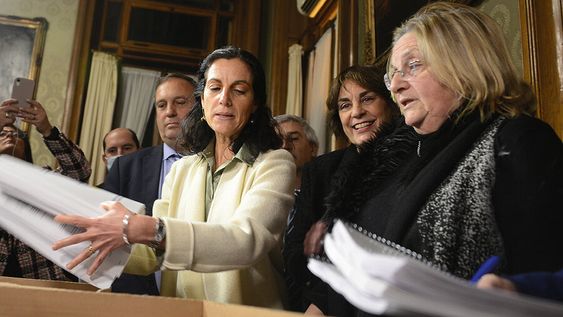 Arbeleche y la vicepresidenta en ejercicio, la senadora Graciela Bianchi. Foto: Presidencia Arbeleche y la vicepresidenta en ejercicio, la senadora Graciela Bianchi. Foto: Presidencia