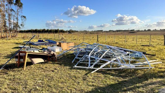 Temporal en Castellanos dejó cerca de 80 construcciones afectadas tras vientos de 100 km/h Temporal en Castellanos dejó cerca de 80 construcciones afectadas tras vientos de 100 km/h