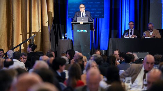 El ministro Oddone, en la disertación ante empresarios organizada por ADM. El ministro Oddone, en la disertación ante empresarios organizada por ADM.