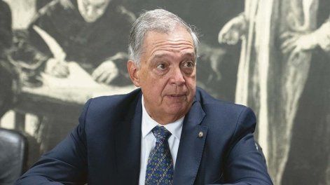 El exministro Fernando Mattos, en el despacho del MGAP.