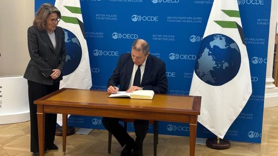 El ministro Oddone en su visita a la sede de la OCDE, en París, a fines del año pasado. El ministro Oddone en su visita a la sede de la OCDE, en París, a fines del año pasado.