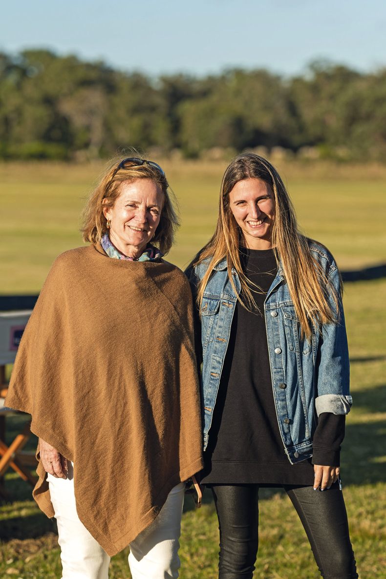 Lucía Majó con Pilar Bonet