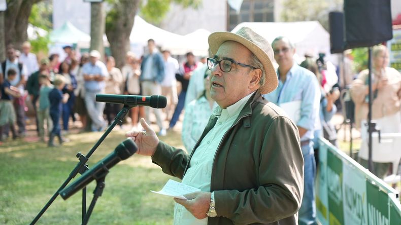 El ministro de Ganadería, Alfredo Fratty, en la Expo Durazno.