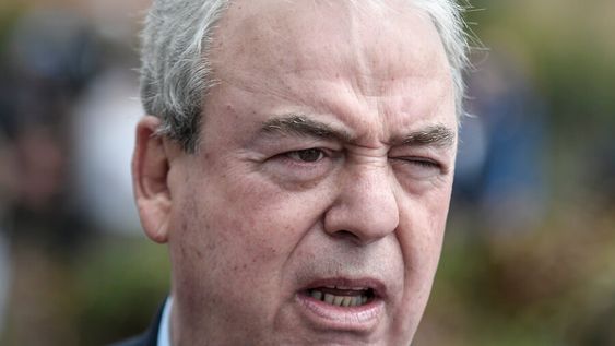 Luis Alberto Heber durante una recorrida carcelaria. Foto: Javier Calvelo / adhocFOTOS Luis Alberto Heber durante una recorrida carcelaria. Foto: Javier Calvelo / adhocFOTOS