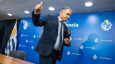 Yamandu Orsi en conferencia de prensa