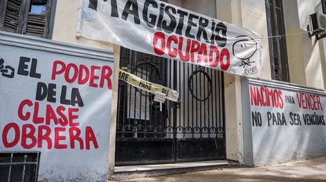 Institutos Normales de Montevideo, ocupado por el Centro de Estudiantes de Magisterio