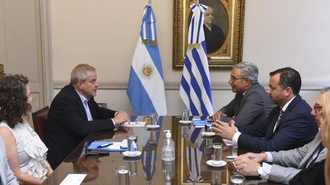 Búsqueda | Robert Silva viajó a Buenos Aires y se reunió con autoridades de la enseñanza argentina