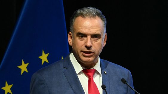 Presidente Yamandú Orsi durante la firma del acuerdo Mercosur-Unión Europea, el 17 de enero en Asunción del Paraguay.