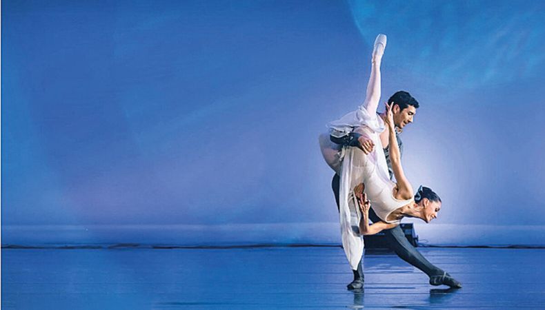 imagen de Festival de cine internacional en Uruguay, Sergio Blanco en Sala Magnolio y ballet argentino en el Sodre