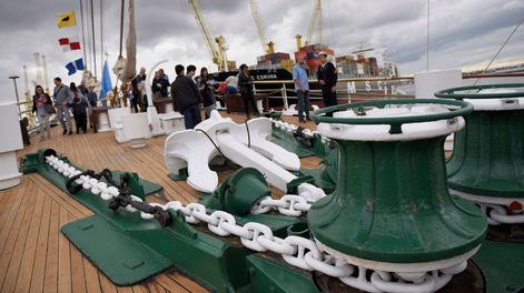 Visita de la Fragata Libertad al Puerto de Montevideo, en 2017.&nbsp;